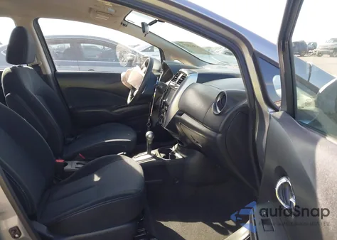 2015 Nissan Versa Note Sv z USA, uszkodzony, nr VIN 3N1CE2CP8FL366872